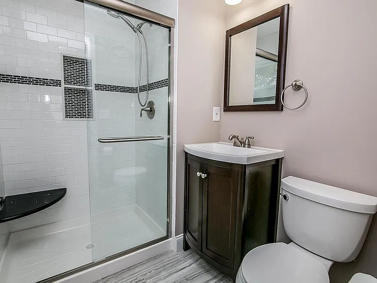 240 Cabrillo Blvd — Photo 10
