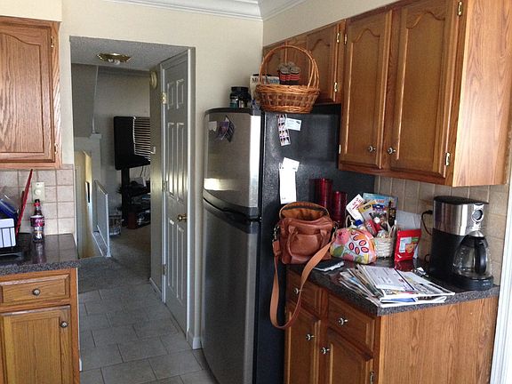 4th image of 139 Carmel Woods Dr