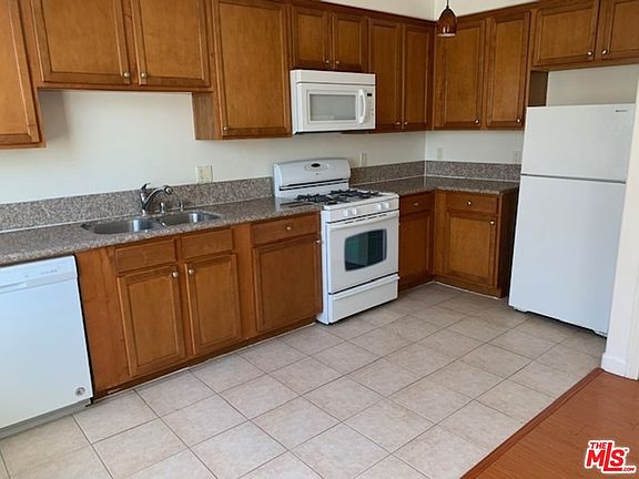 3rd image of 1412 S Sherbourne Dr Unit 203