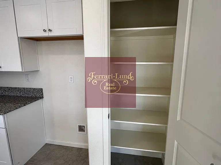 8948 Wolf River Dr — Photo 11