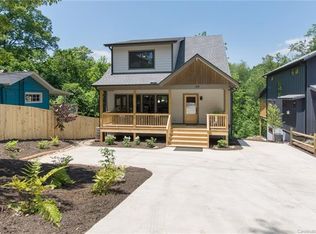 89 Deaver St, Asheville, NC 28806