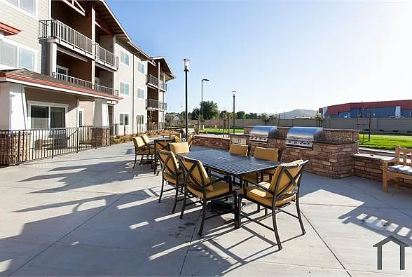 515 Barrett Ave — Photo 16