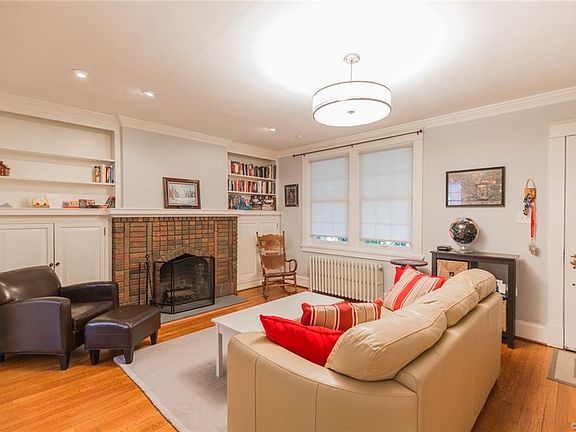 4th image of 3433 Patterson Ave