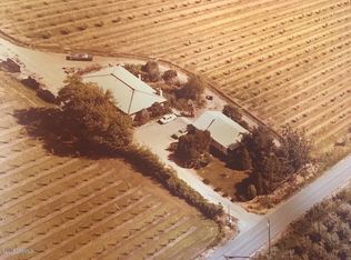 4381 Ashue Rd, Wapato, WA 98951