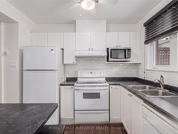 5th image of 118 Monterey Dr