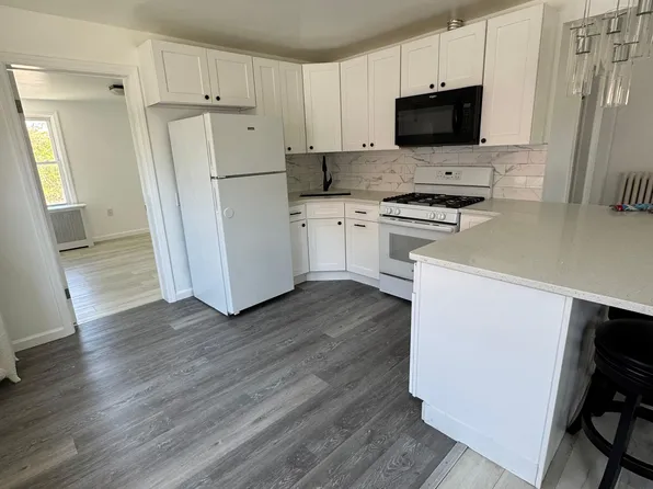 215 Castleton Ave #2, Staten Island, NY 10301