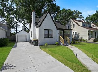 3349 Ann St, Lansing, IL