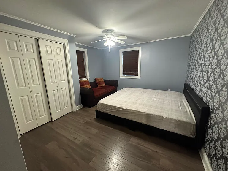 23 Grace Ave #1 — Photo 5