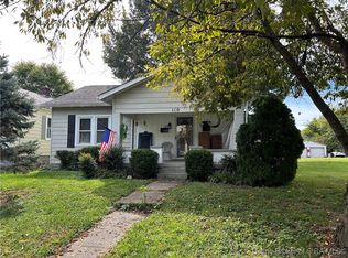 110 E Norwood Ave, Clarksville, IN 47129