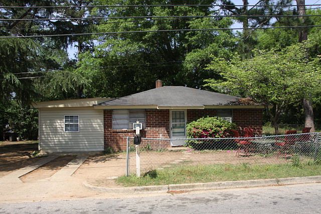 2nd image of 603 Poplar St