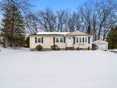 25 Carol Avenue, Salem, NH, 03079