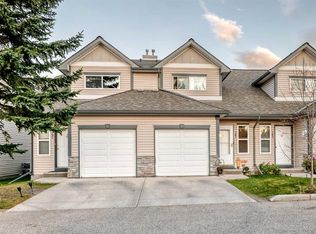 187 W Millview Grn SW, Calgary, AB T2Y 3W1