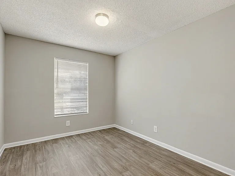 Volare Apartments - $99 MOVE IN SPECIAL!! — Photo 24