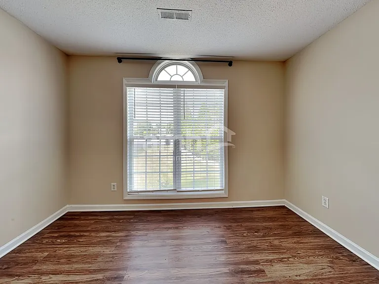 4880 Manteo Ln — Photo 10