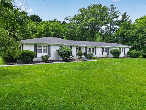 3rd image of 108 Lynnwood Dr