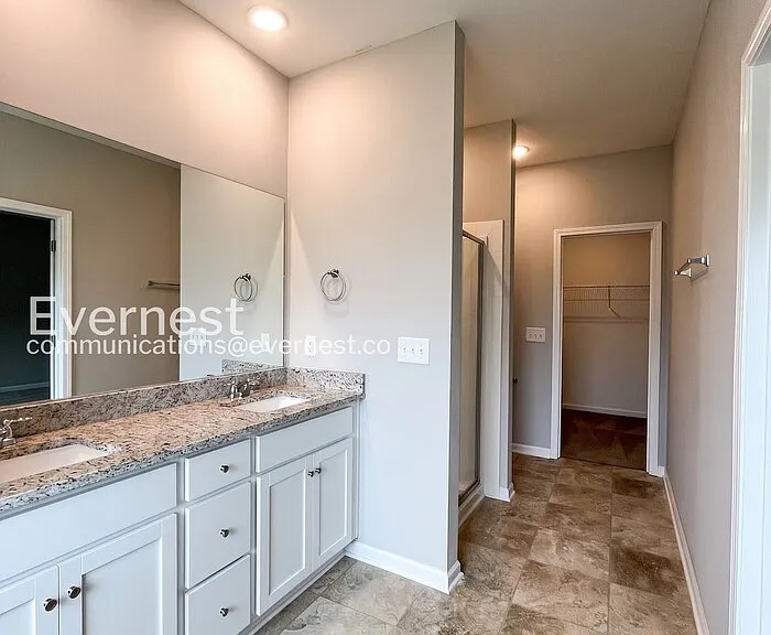 1115 Prospect Ct — Photo 9