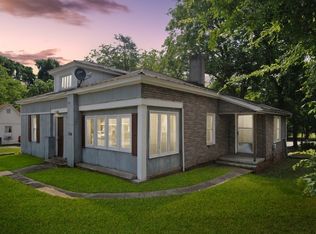 204 N Long St, Salisbury, NC 28144