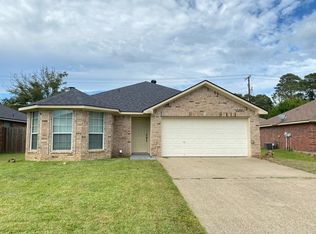 6910 Ranch Hill Dr, Flint, TX 75762