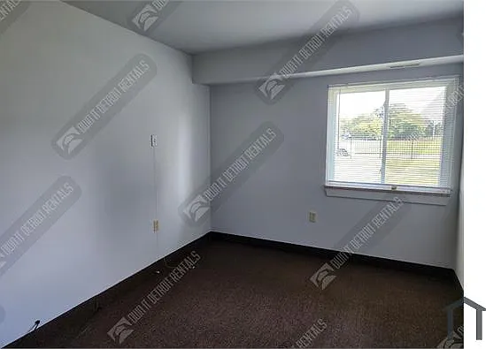 1800 Brainard St — Photo 4