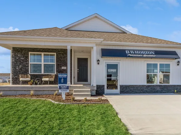 5119 169th St, Urbandale, IA 50323