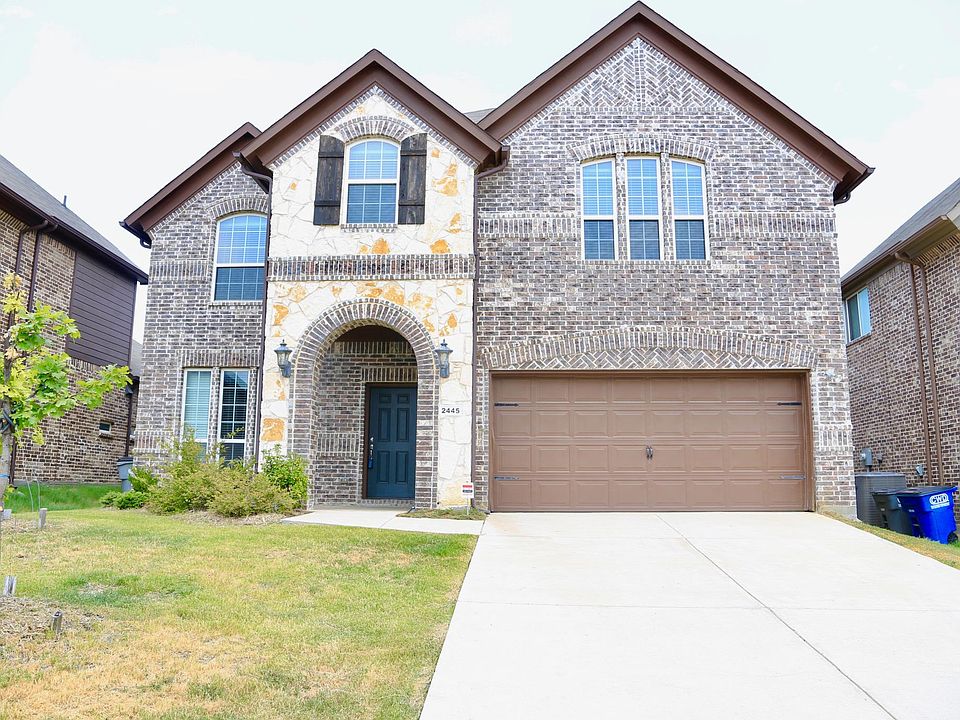 1st image of 2445 Kingsgate Dr