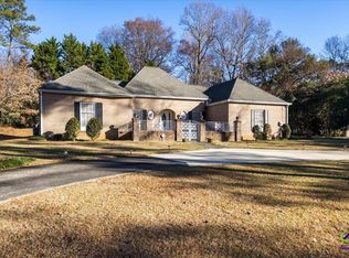 903 Tucker Rd, Macon, GA 31210