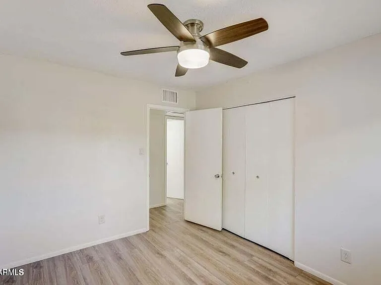 6310 W Berridge Ln — Photo 12