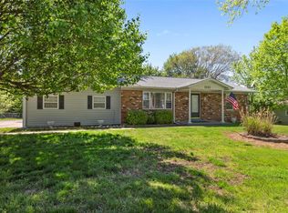 1111 Caulks Hill Rd, Saint Charles, MO 63304