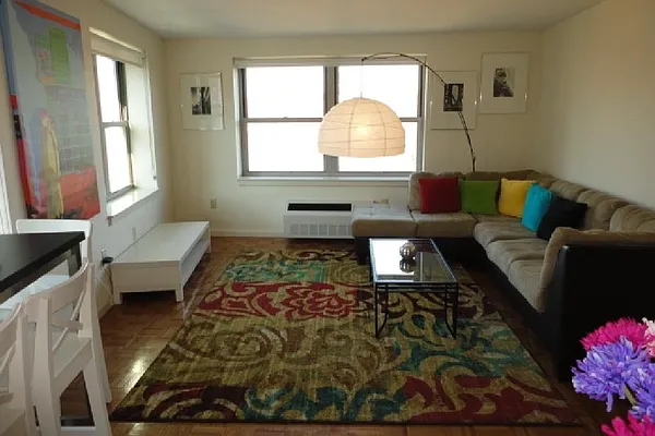 Rented by Corcoran | media 19