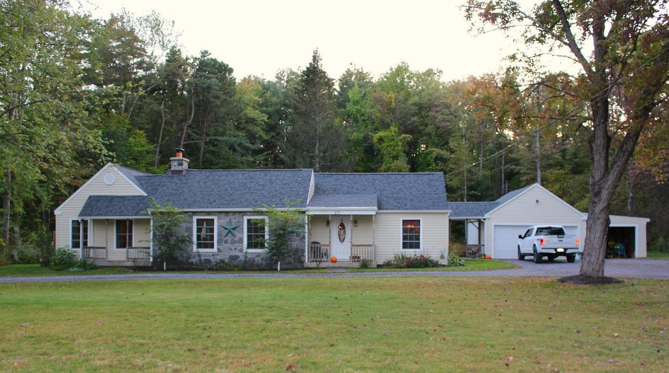 231 Fort Edward Rd, Fort Edward, NY 12828 Zillow