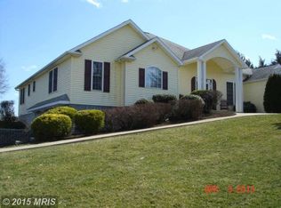 40 Federal Dr, Martinsburg, WV 25403