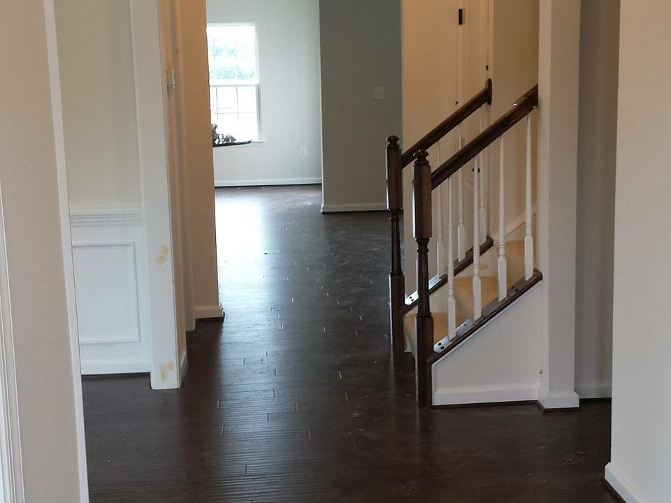 2nd image of 37 Cool Brook Ln