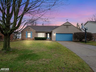 23634 Hickory Grove Ln, Novi, MI, 48375