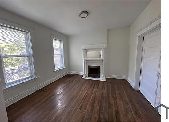 2906 Victor St #1F — Photo 2