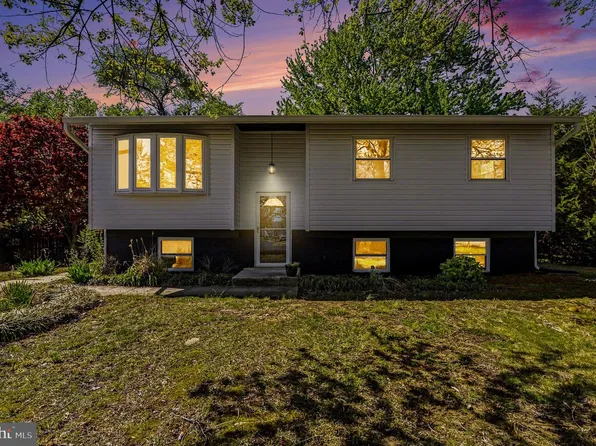 3010 Marlin Dr, Riva, MD 21140