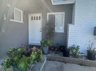 2566 W Eola Dr, Anaheim, CA 92804