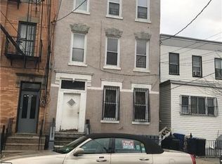 252 Cleveland St, Brooklyn, NY 11208