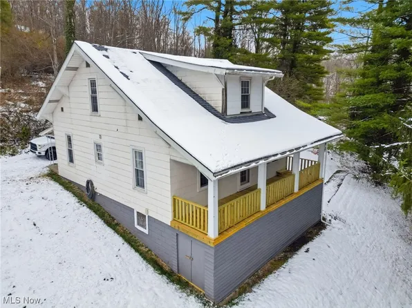 69631 Provident Rd, Saint Clairsville, OH 43950