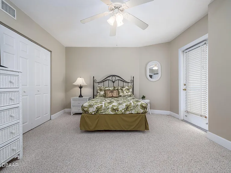 2055 Atlantic Ave #710 — Photo 25