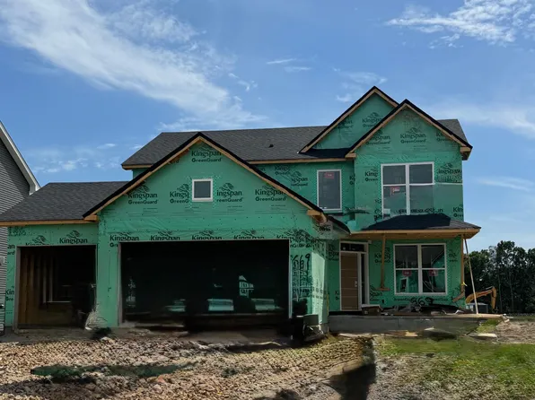 669 Sierra Pkwy, Waconia, MN 55387