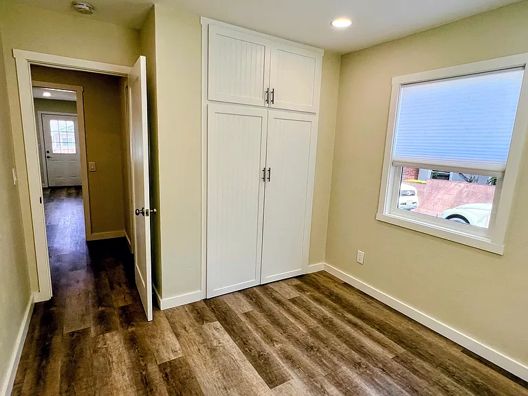 446 Tulare Ave — Photo 15