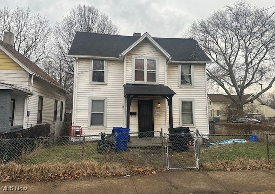 Real estate listing image