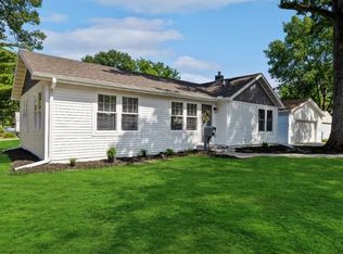 2626 Arnold Rd, Des Moines, IA 50310