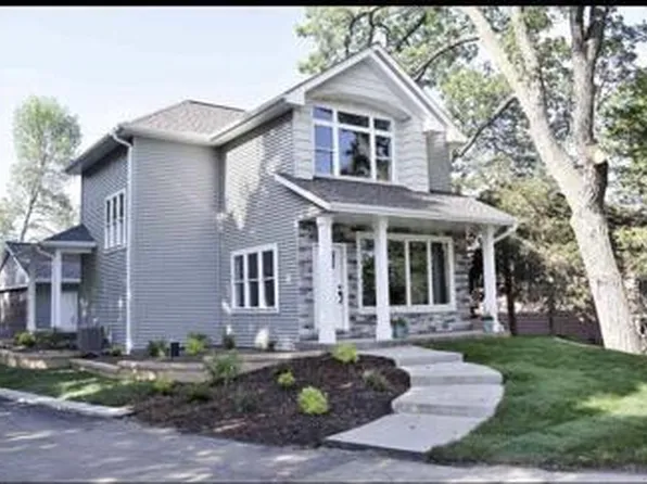 W7986 County Road B #13, Lake Mills, WI 53551