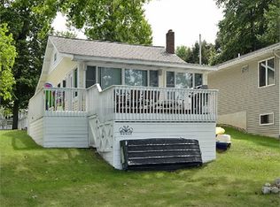 1065 Wall Lake Dr, Delton, MI