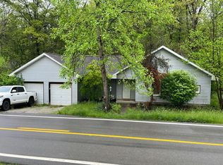 5672 Old Saint Marys Pike, Waverly, WV 26184