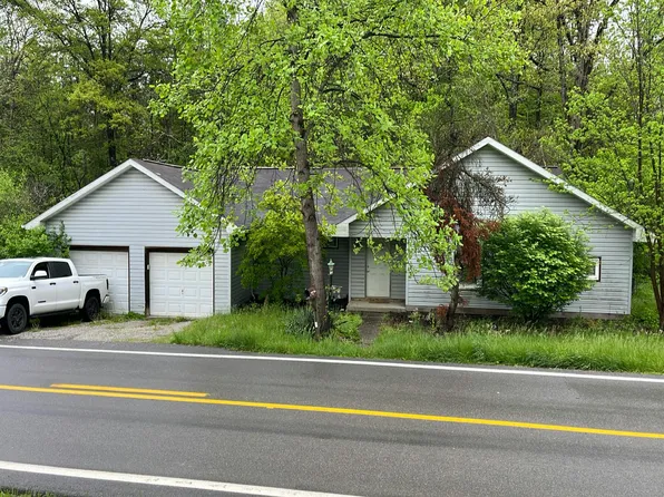 5672 Old Saint Marys Pike, Waverly, WV 26184