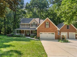 222 Bear Run Ln, Kernersville, NC 27284