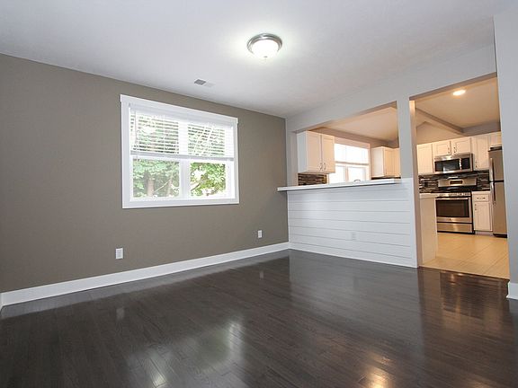 3rd image of 115 Gunnison Ave SW #Bbe499227