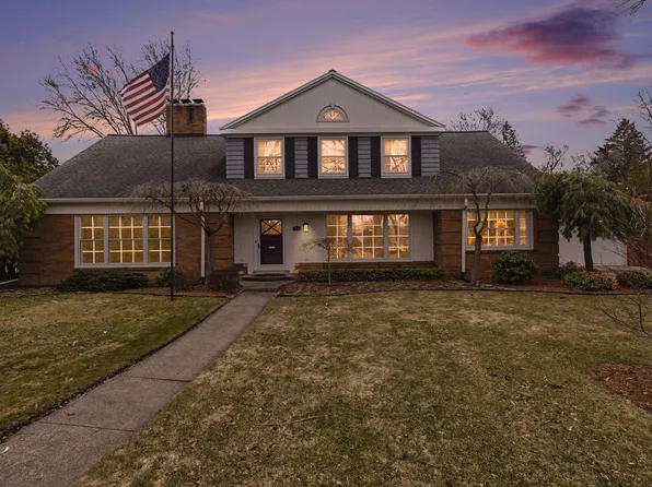700 Park Ave, Bay City, MI 48708